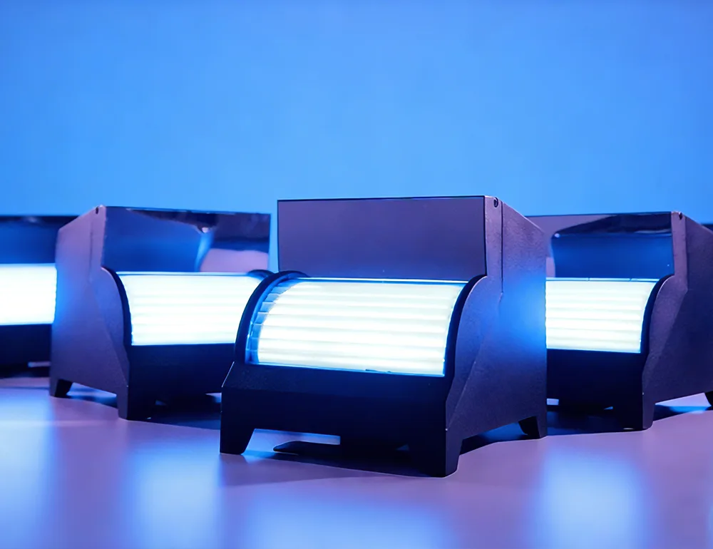 Commoda Pugna Wireless LED.